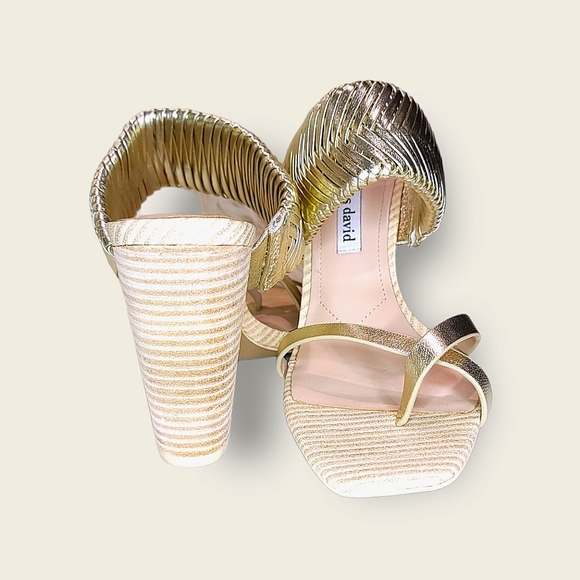 NWT CHARLES DAVID "HORATIO" Boho-Chic Woven Leather Sandal, Light Gold size 9.5 - Picture 11 of 14